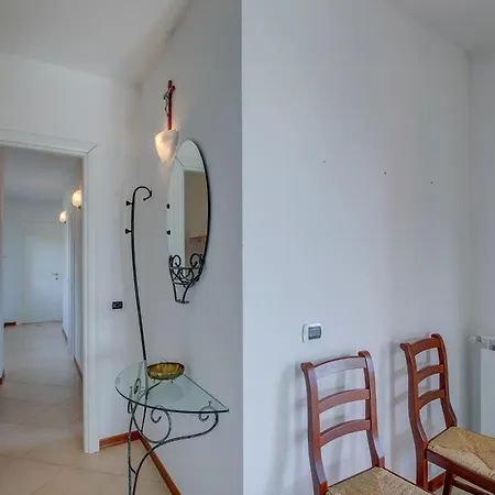 Palms Villa - Sea View Terrace And Parking - Happy Rentals *