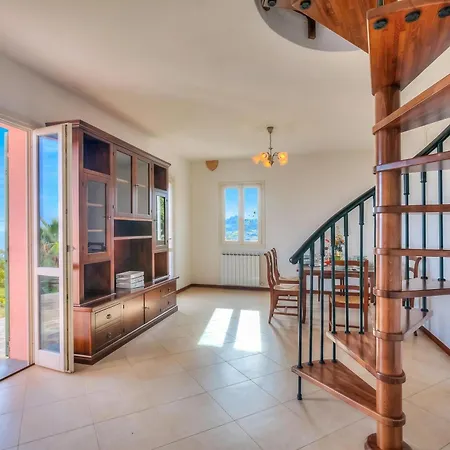 Palms Villa - Sea View Terrace And Parking - Happy Rentals Διαμέρισμα